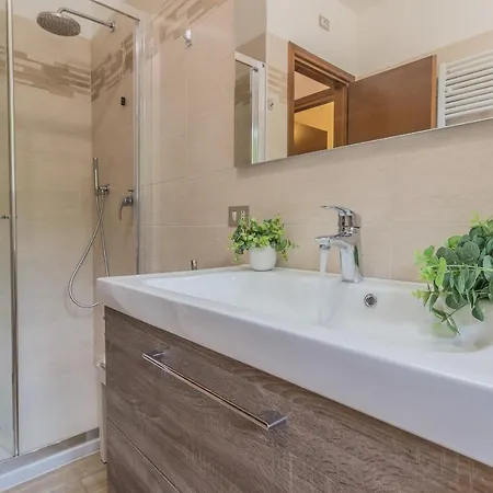 Appartement Lisander *